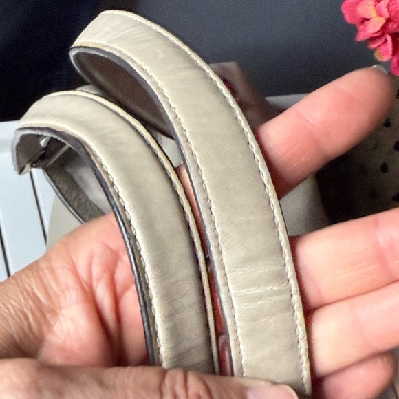 Michael Kors Raven Triple Compartment Shoulder Bag Handbag Purse EUC - Picture 5 of 12